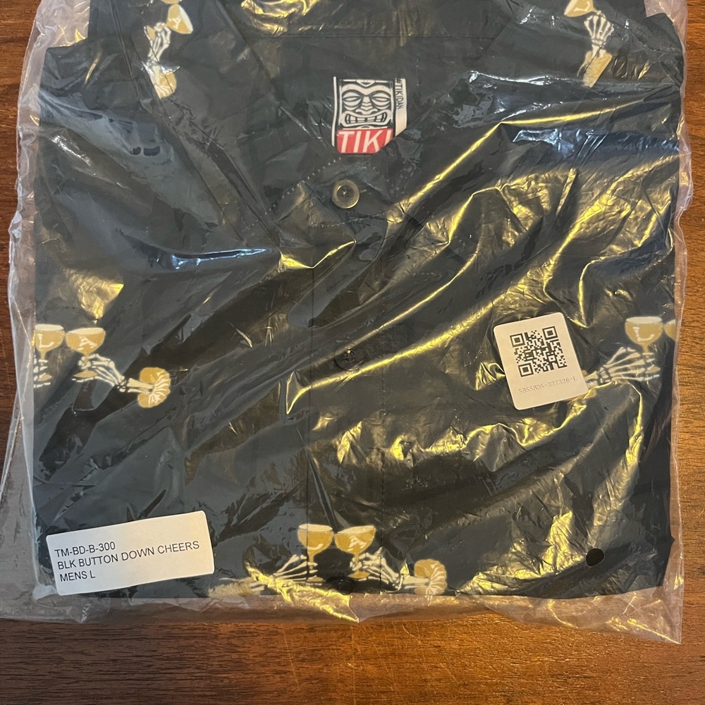 Tiki Button Down